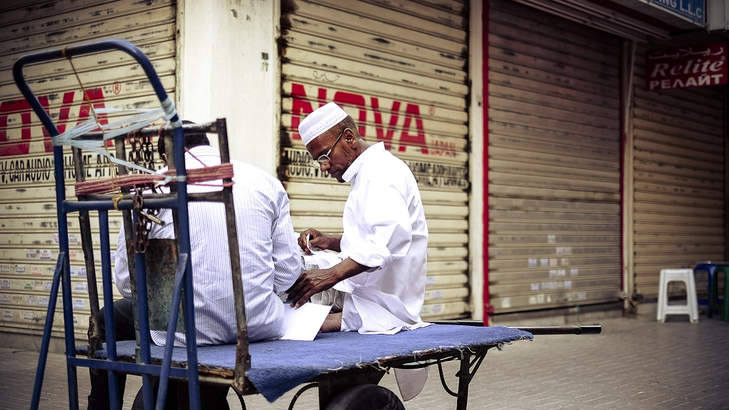 30 Street Shots with the X-Pro1 — photograph by Stephan Geyer