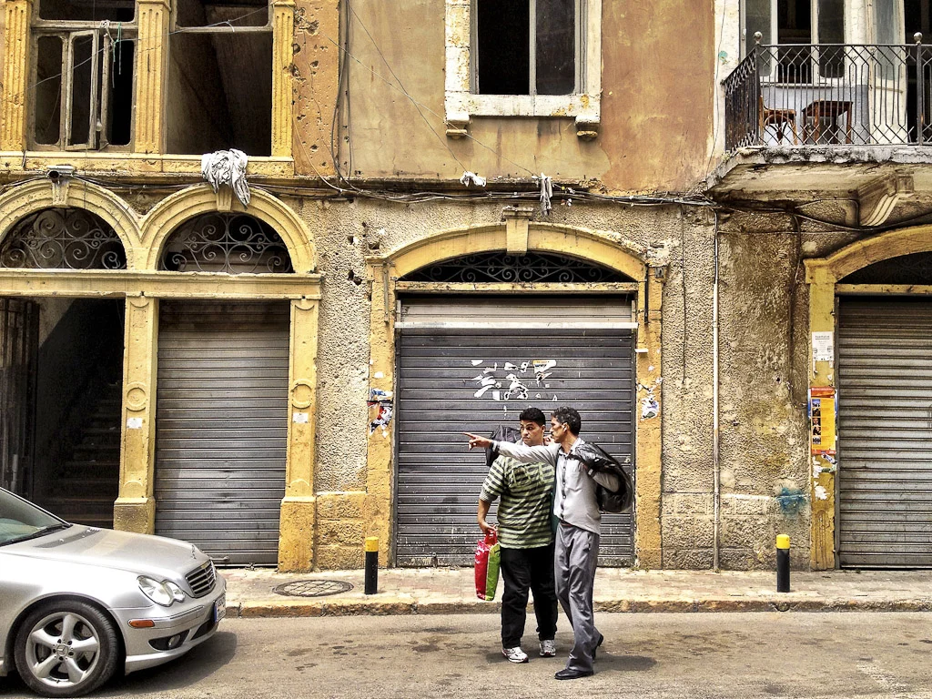 La wen ray7a inti? - iPhoneography of Beirut — photograph by Stephan Geyer